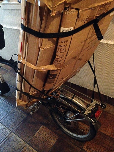 Pourquoi M. Brompton y fait pas les choses jusqu'au bout ??? - Page 2 Brompton-carton-1